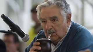 Ofrecen a Mujica tratarse en el exterior, pero confía en los médicos uruguayos