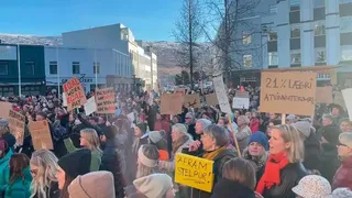 Huelga de mujeres en Islandia por la igualdad salarial con los varones