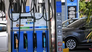 Combustibles: aumentaron 4% promedio los precios de las naftas y gasoil