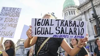 Mercado laboral y brecha salarial en Rosario: la desigualdad de género en números