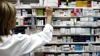 Advierten que cae la venta de medicamentos sin receta en farmacias