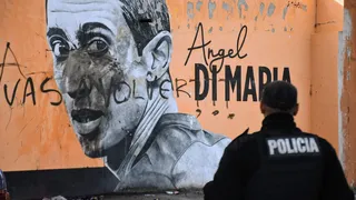 Vandalizaron el mural de Di María en el club El Torito